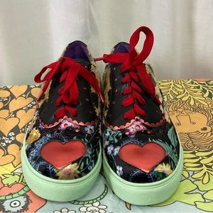 Poetic License vegan mixed media leopard print with heart shoes, sneakers 10.5